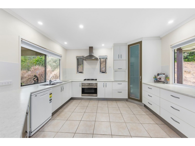 73 Whispering Gum Avenue, Eumundi QLD 4562