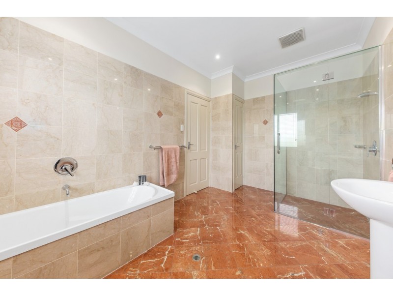 17 Forest Ridge Drive, Doonan QLD 4562