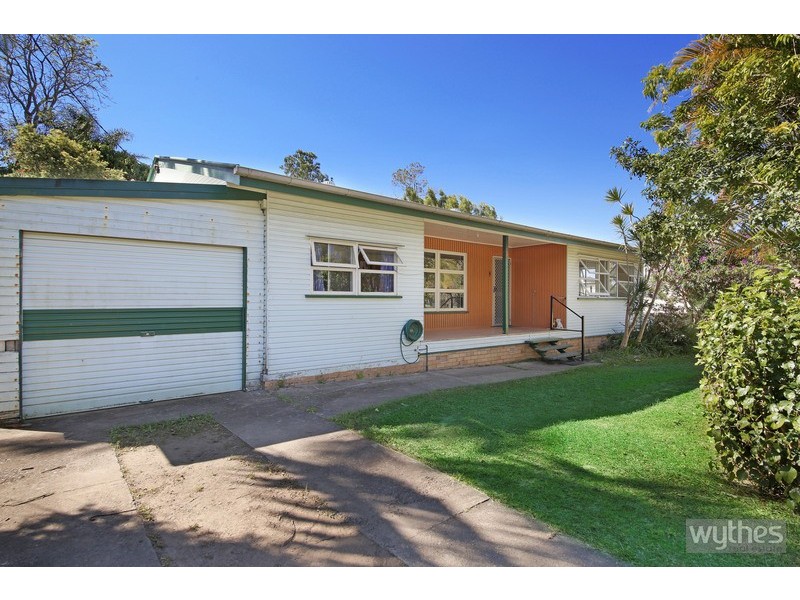 11 Mary River Road, Cooroy QLD 4563