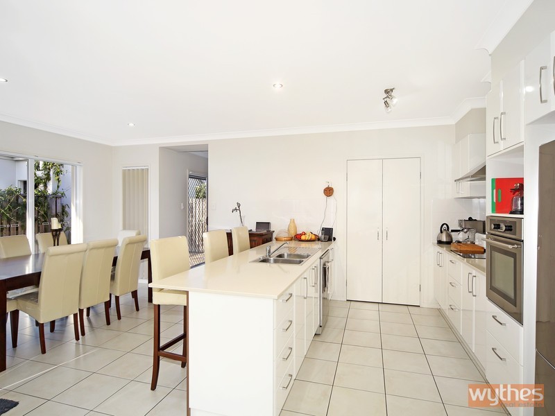 21 Gainsborough Crescent, Peregian Springs QLD 4573