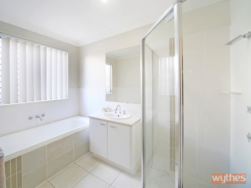 21 Gainsborough Crescent, Peregian Springs QLD 4573
