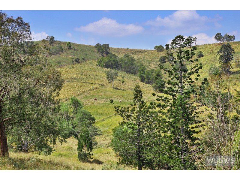 279 Poulsen Road, Carters Ridge QLD 4563