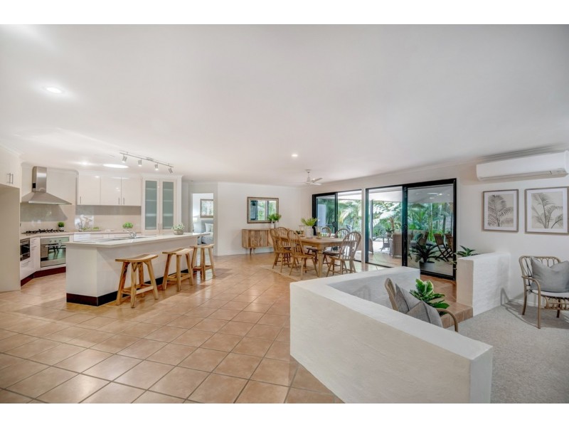 89 Wust Road, Doonan QLD 4562