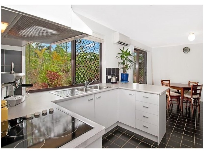 108 School Road, Pomona QLD 4568