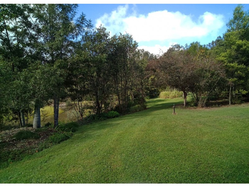 30 Hilary Rd, Carters Ridge QLD 4563