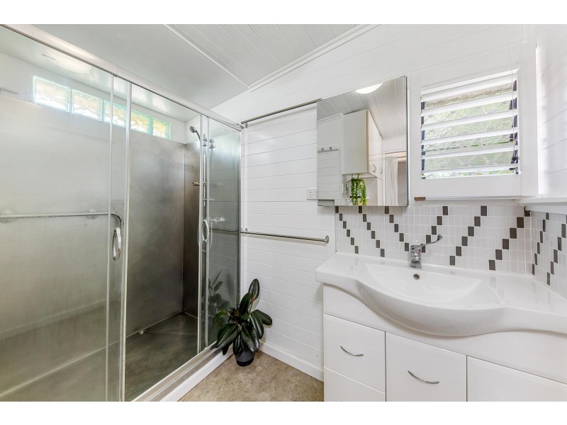 18 King Street, Cooran QLD 4569