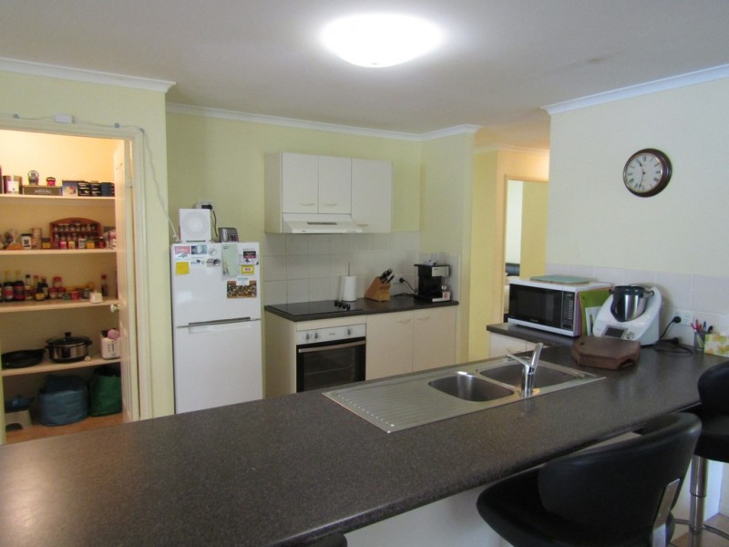 33 Kamala Drive, Lake Macdonald QLD 4563