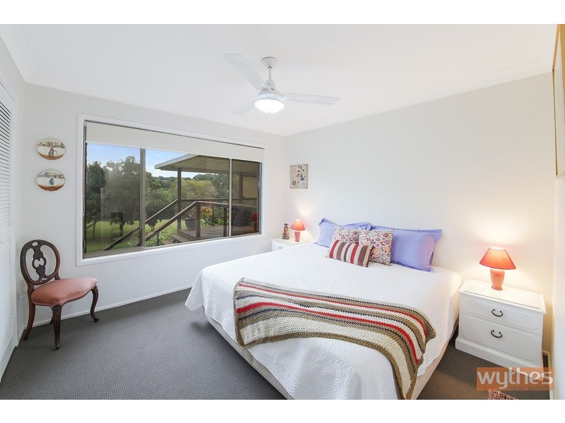 1 Springfield Circle, Cooroy QLD 4563