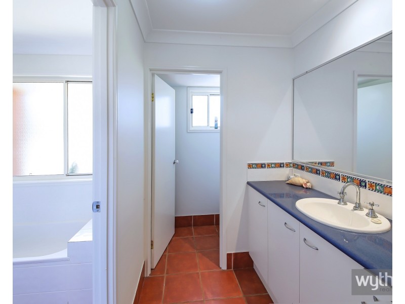 16 Bunya Lane, Black Mountain QLD 4563