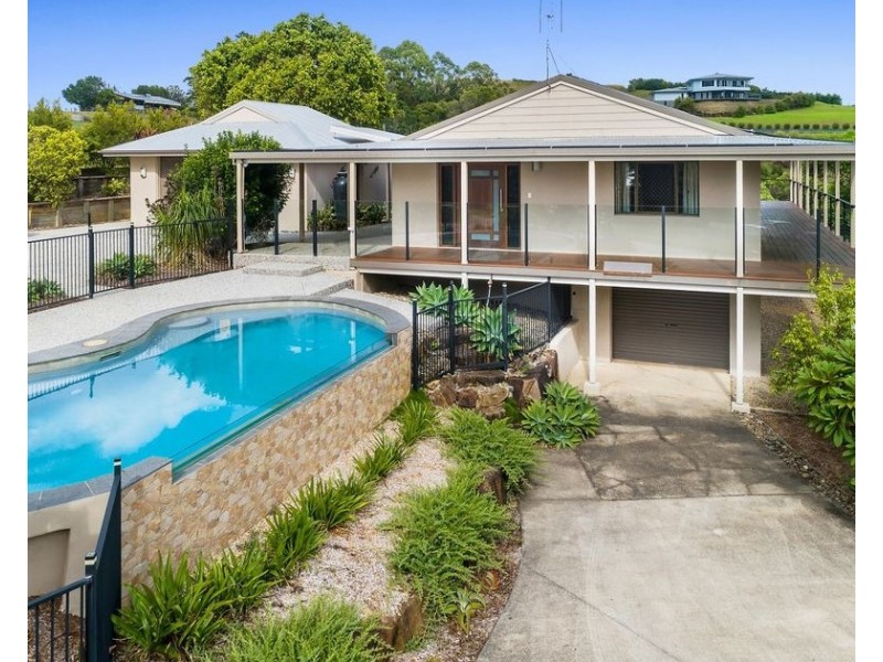 15 Lorikeet Lane, Cooroy QLD 4563