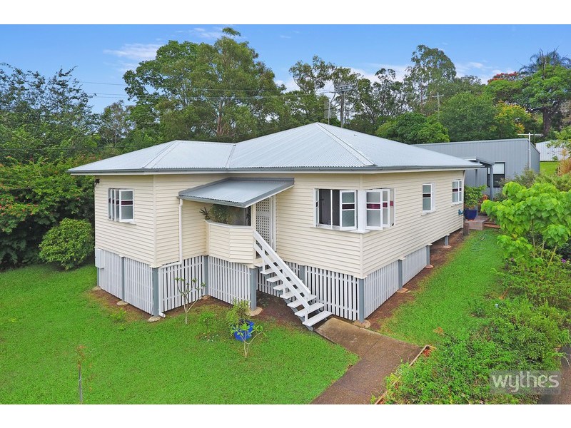 31 Memorial Drive, Eumundi QLD 4562