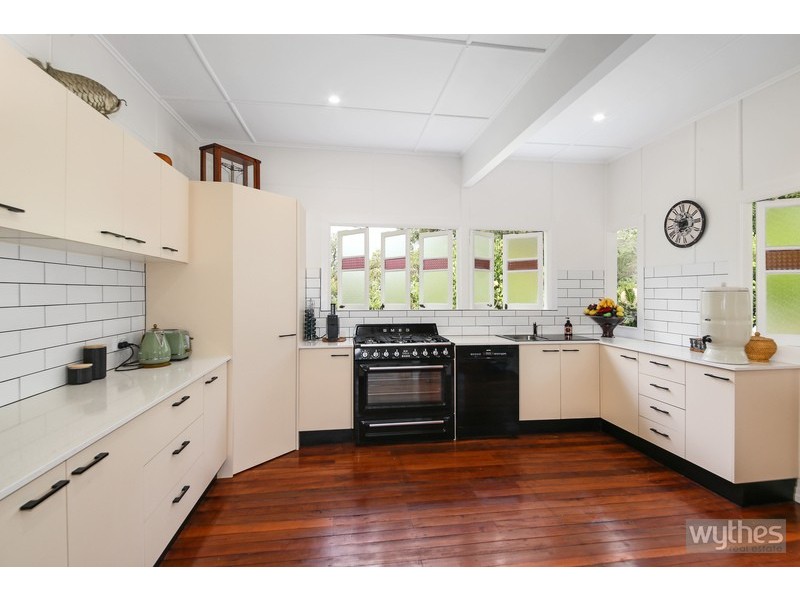 31 Memorial Drive, Eumundi QLD 4562