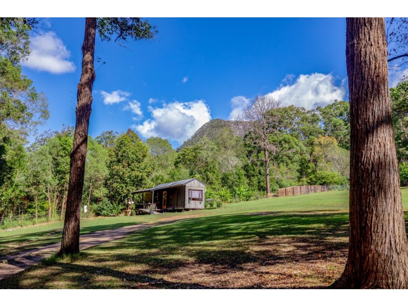 44 Pottery St, Pomona QLD 4568