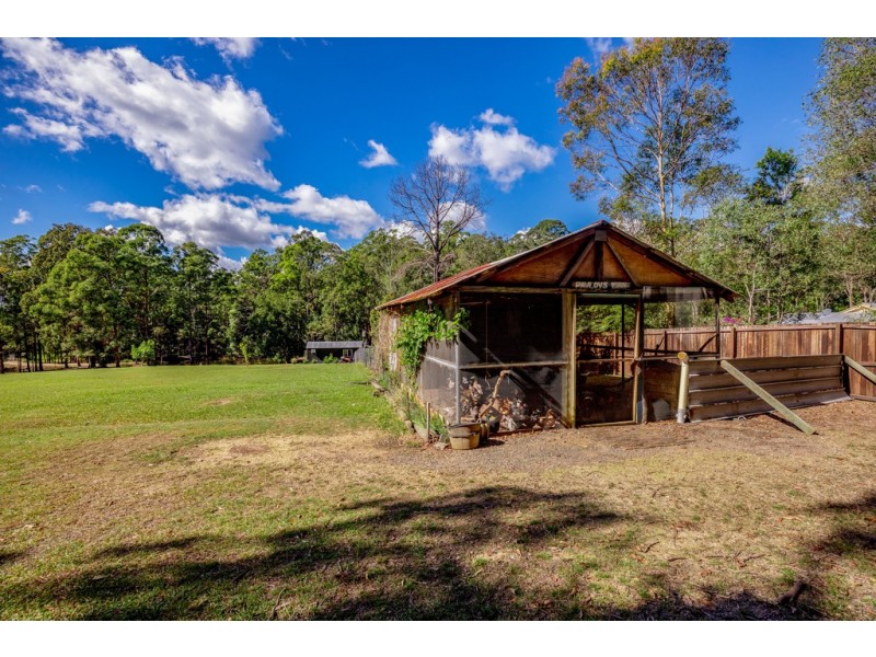 44 Pottery St, Pomona QLD 4568