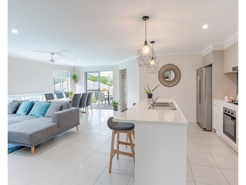 4 Wheeldon Court, Cooroy QLD 4563