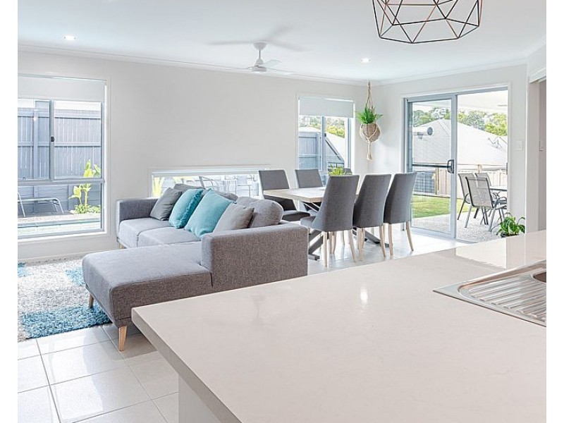 4 Wheeldon Court, Cooroy QLD 4563