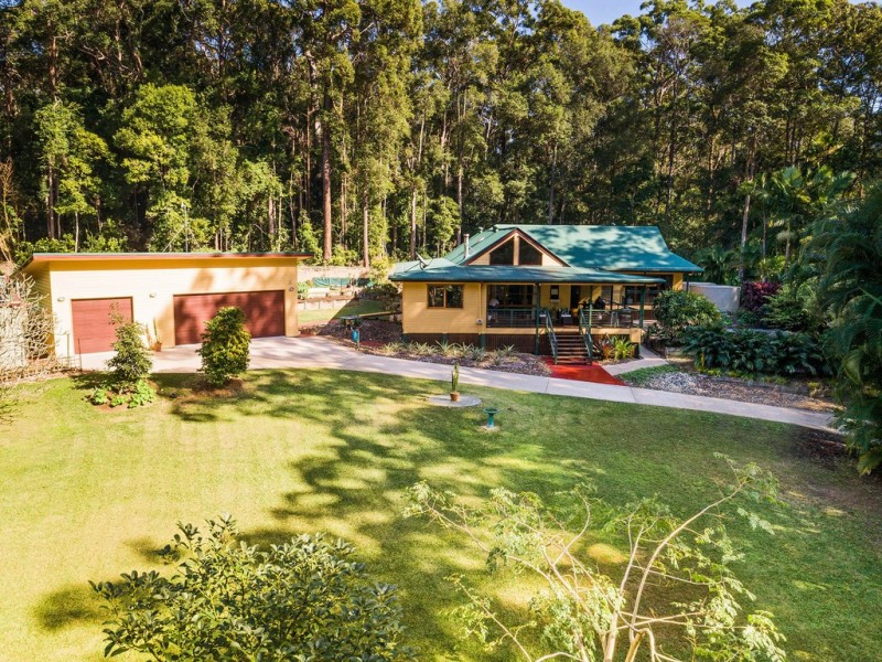 305 Gumboil Road, Lake Macdonald QLD 4563