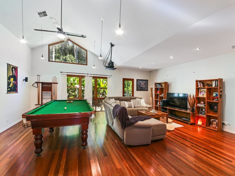 305 Gumboil Road, Lake Macdonald QLD 4563