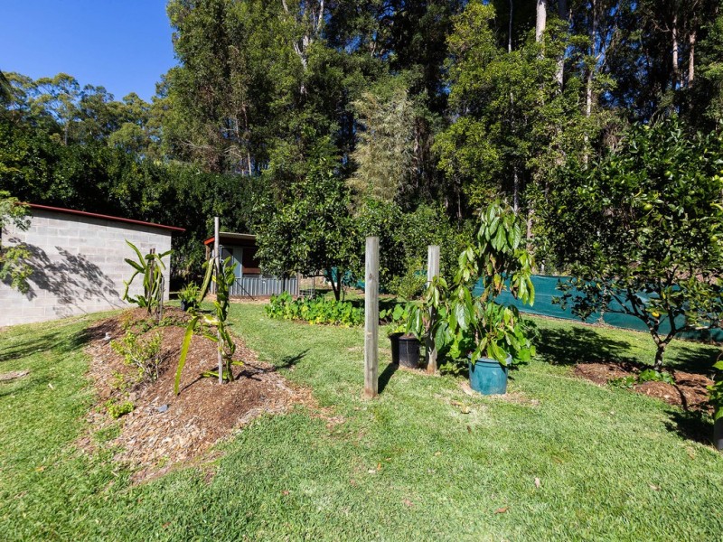 305 Gumboil Road, Lake Macdonald QLD 4563