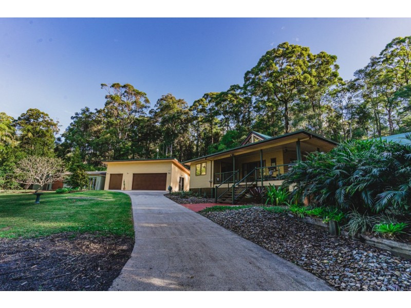 305 Gumboil Road, Lake Macdonald QLD 4563