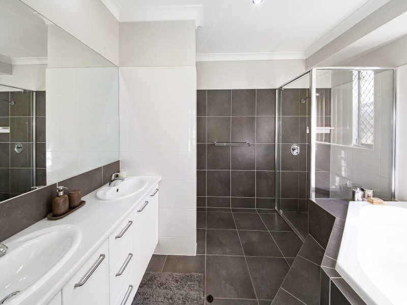 65 Gainsborough Cres, Peregian Springs QLD 4573