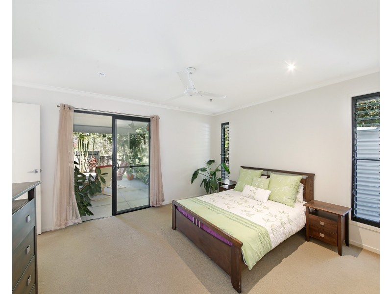 15 Blue Wren Place, Cooroy QLD 4563