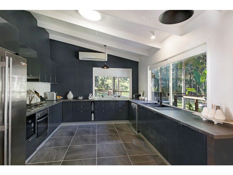 152 Redwood Road, Doonan QLD 4562
