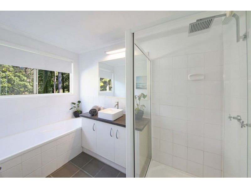 152 Redwood Road, Doonan QLD 4562
