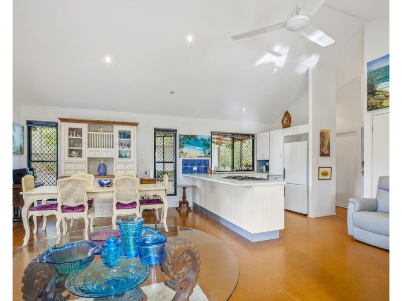 94 Highfield Rise, Pomona QLD 4568