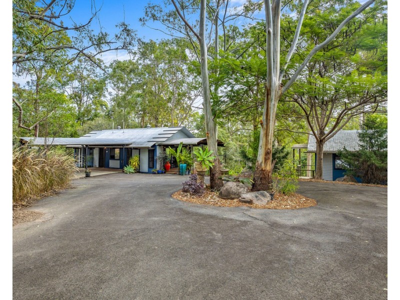 94 Highfield Rise, Pomona QLD 4568