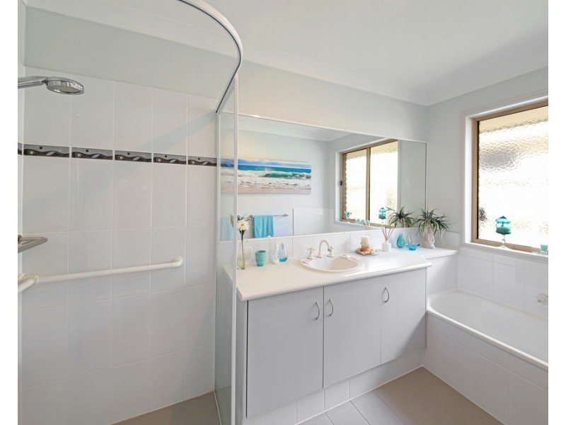 39 Tedford Drive, Tewantin QLD 4565