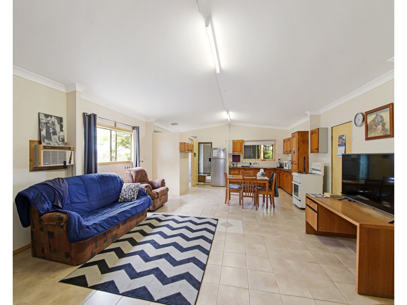 437 Black Mountain Road, Black Mountain QLD 4563