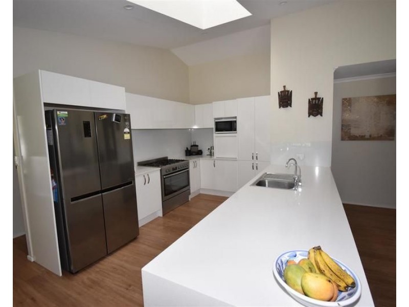 26 Kingsgate Drive, Tinbeerwah QLD 4563