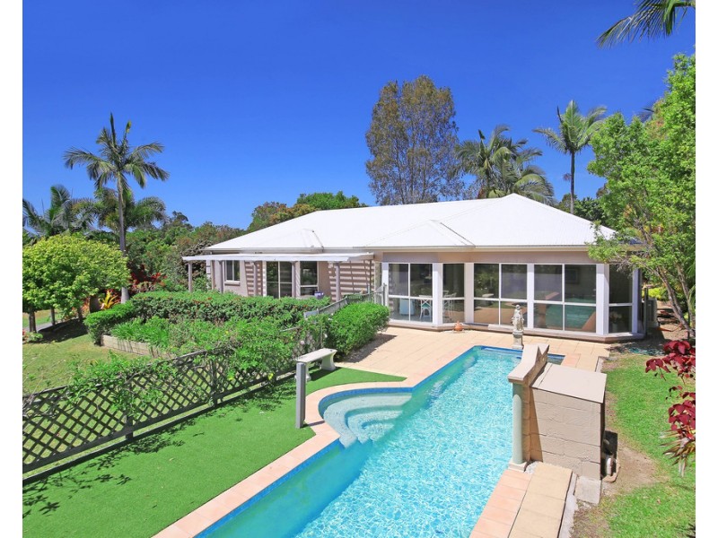 2 Dirum Court, Tewantin QLD 4565