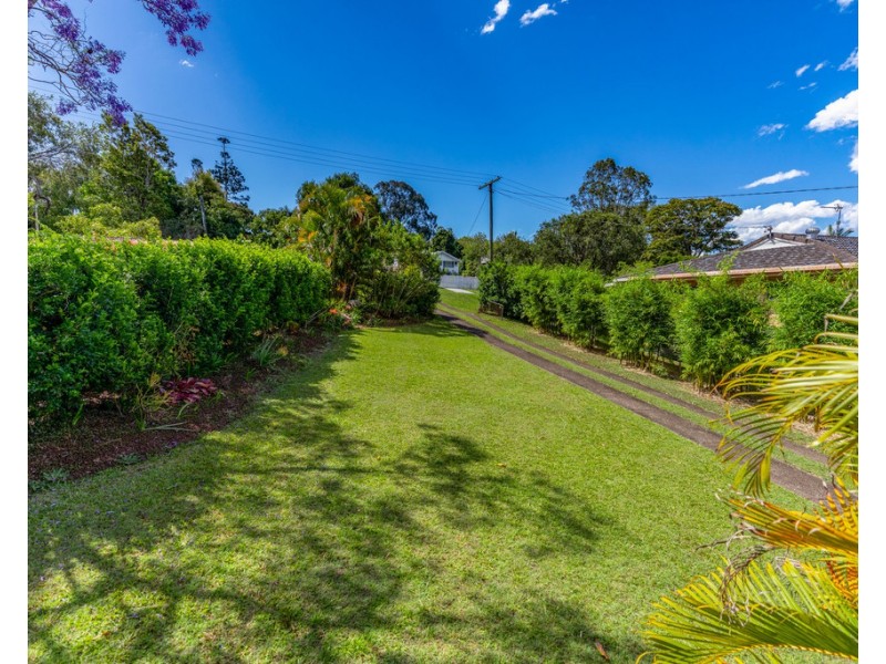 16 Crystal Street, Cooroy QLD 4563