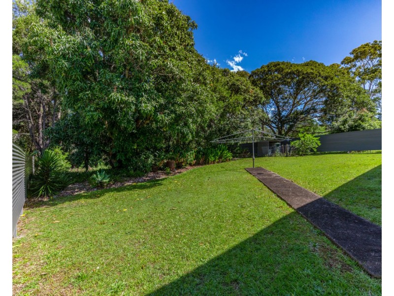 16 Crystal Street, Cooroy QLD 4563
