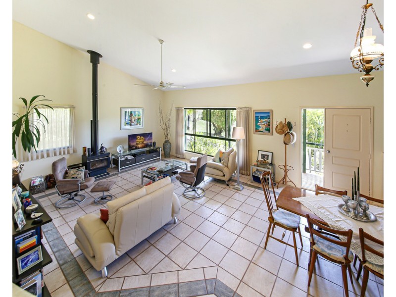 137 Duke Road, Doonan QLD 4562