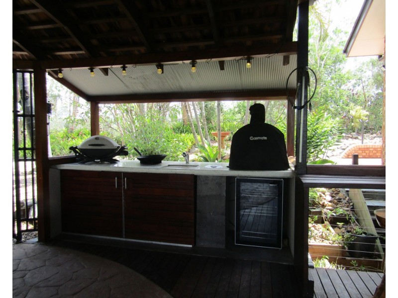 1 Finley Road, Eumundi QLD 4562
