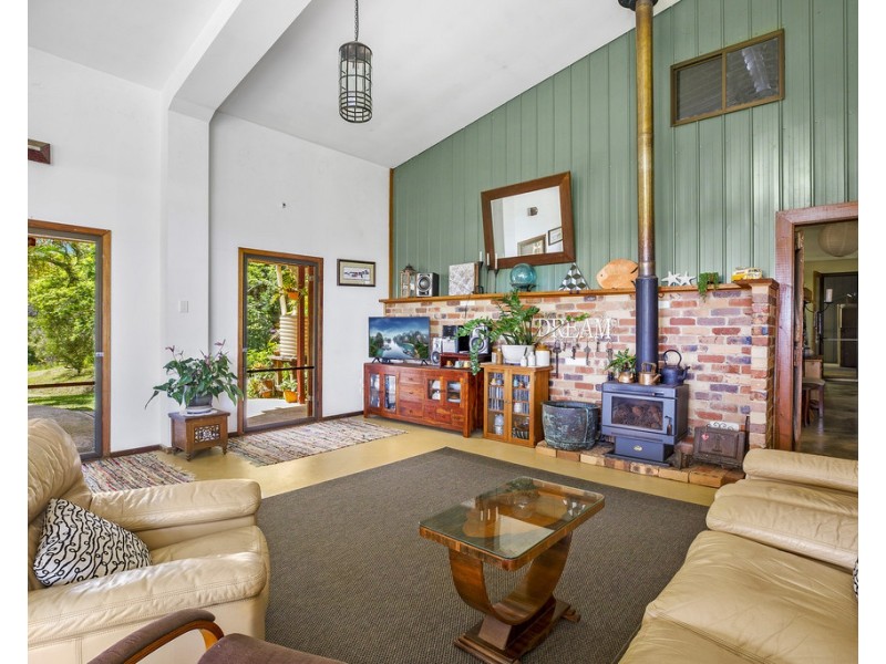 226 Ocean View Road, Cooroy QLD 4563