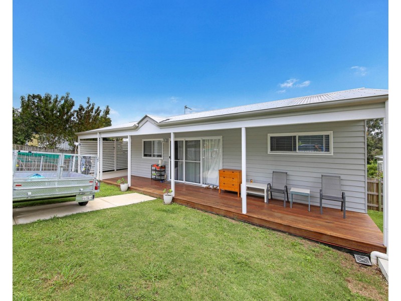 27 Wattle Street, Cooroy QLD 4563