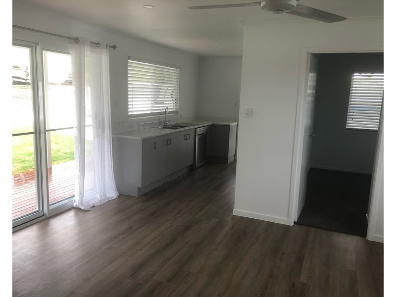 27 Wattle Street, Cooroy QLD 4563