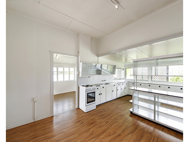 27 Wattle Street, Cooroy QLD 4563