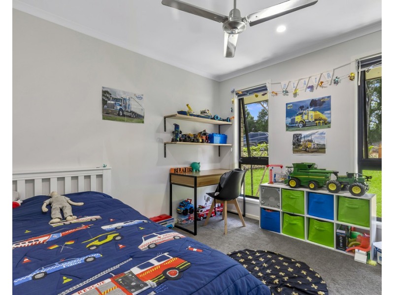 50 Tanderra Drive, Cooran QLD 4569