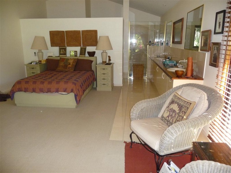 27 Kingsgate Drive, Tinbeerwah QLD 4563