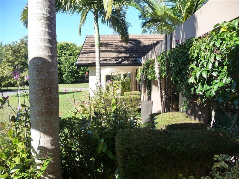 27 Kingsgate Drive, Tinbeerwah QLD 4563