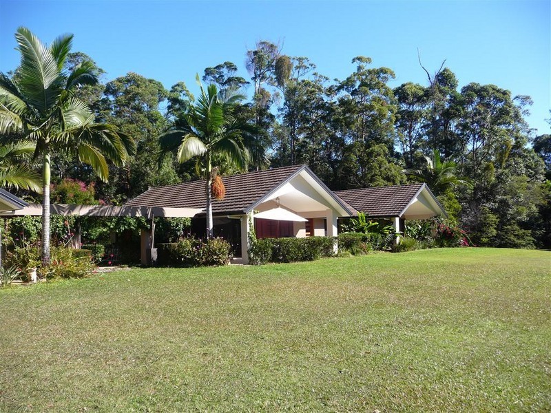 27 Kingsgate Drive, Tinbeerwah QLD 4563
