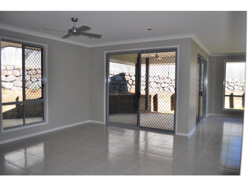5 Viola Place, Cooroy QLD 4563