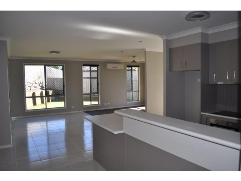 5 Viola Place, Cooroy QLD 4563