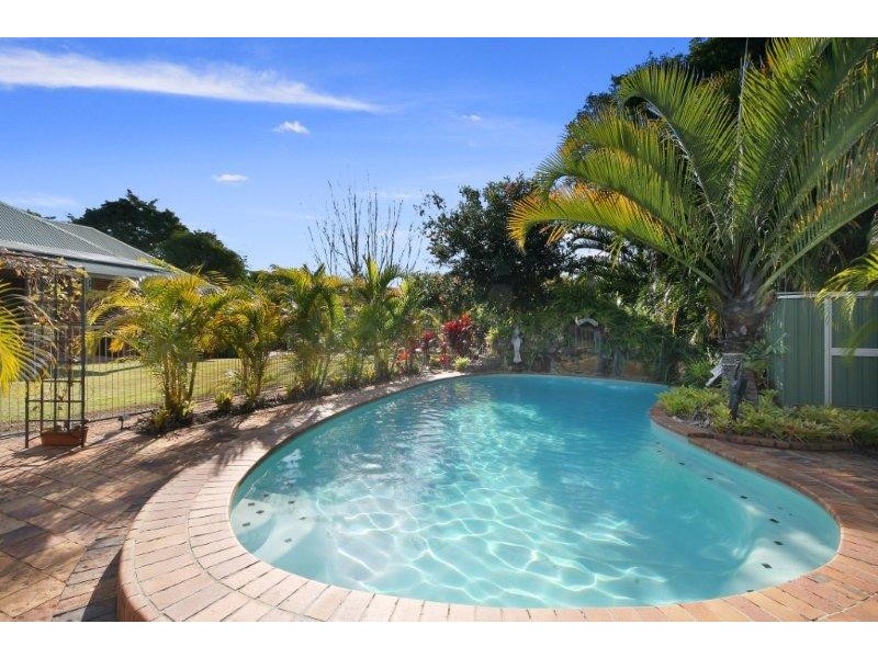 13 Lenske Lane, Cooran QLD 4569