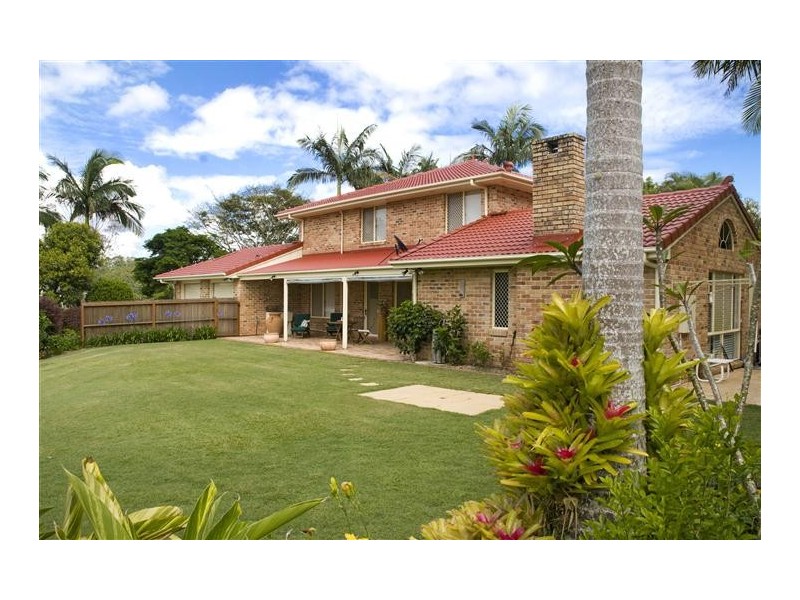 1 Falcon Cres, Cooroy QLD 4563